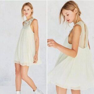 Urban Outfitters Kimchi Blue Shift Dress